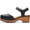 imageClarks Womens Paizlee Bay ClogBlack Leather