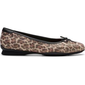 image:imageClarks Womens Jazmynn BowLeopard Print Textile